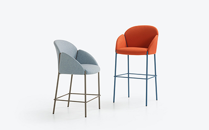 Andrea bar stool